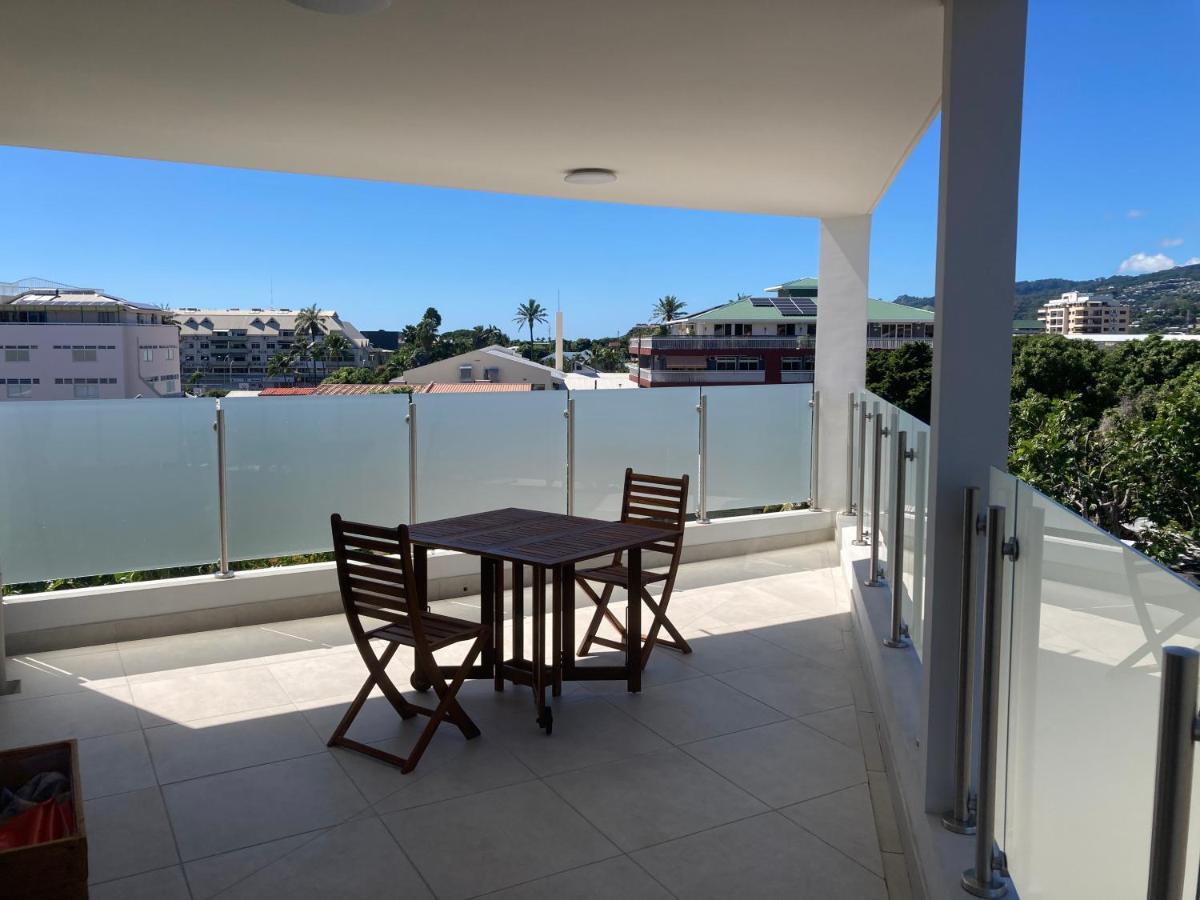 פאפיט Standing Residence Tevai מראה חיצוני תמונה