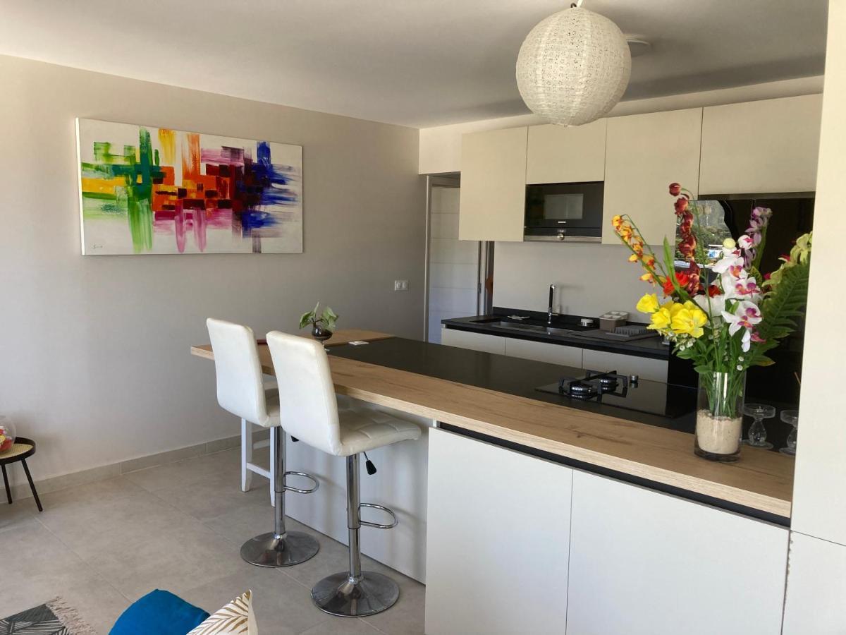 פאפיט Standing Residence Tevai מראה חיצוני תמונה